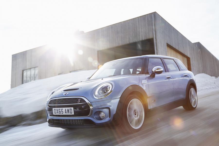  Mini Cooper S Clubman ALL4 2016 года  (фото 5 из 37)